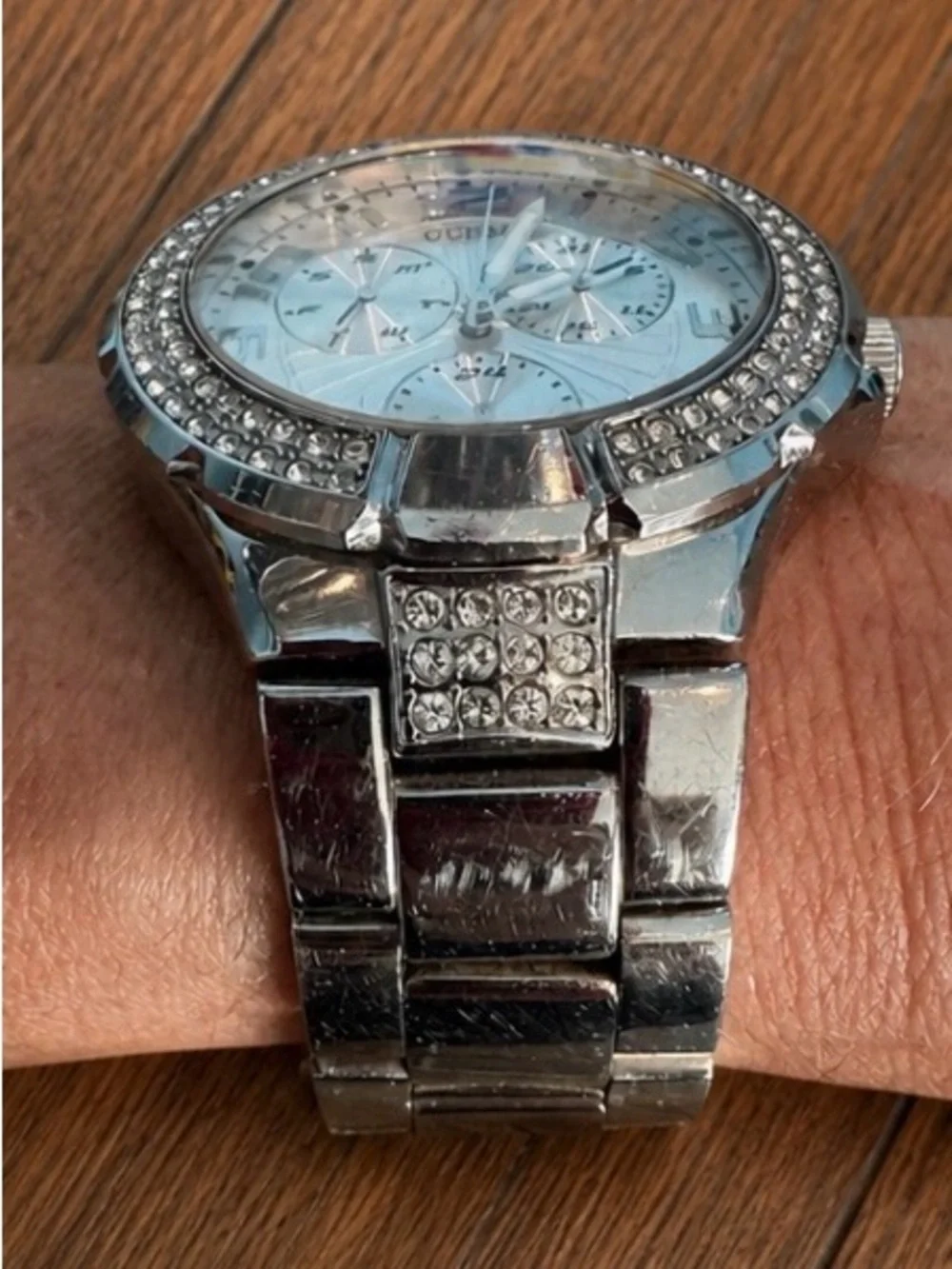 Guess Silver Tone Rhinestone Chronograph Style Watch Women’s Bling